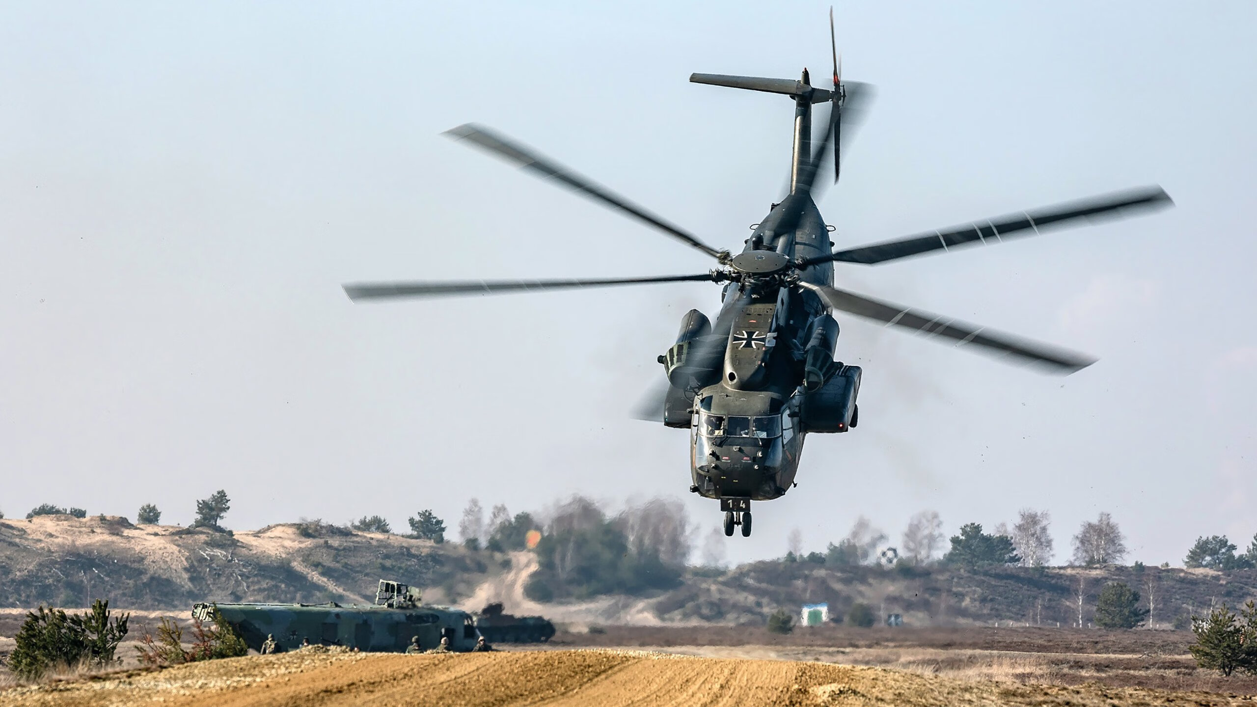 世俱杯2025-“运动舞蹈：金牛区城北体育馆上演炫目舞步，观众们为舞者们热血沸腾”